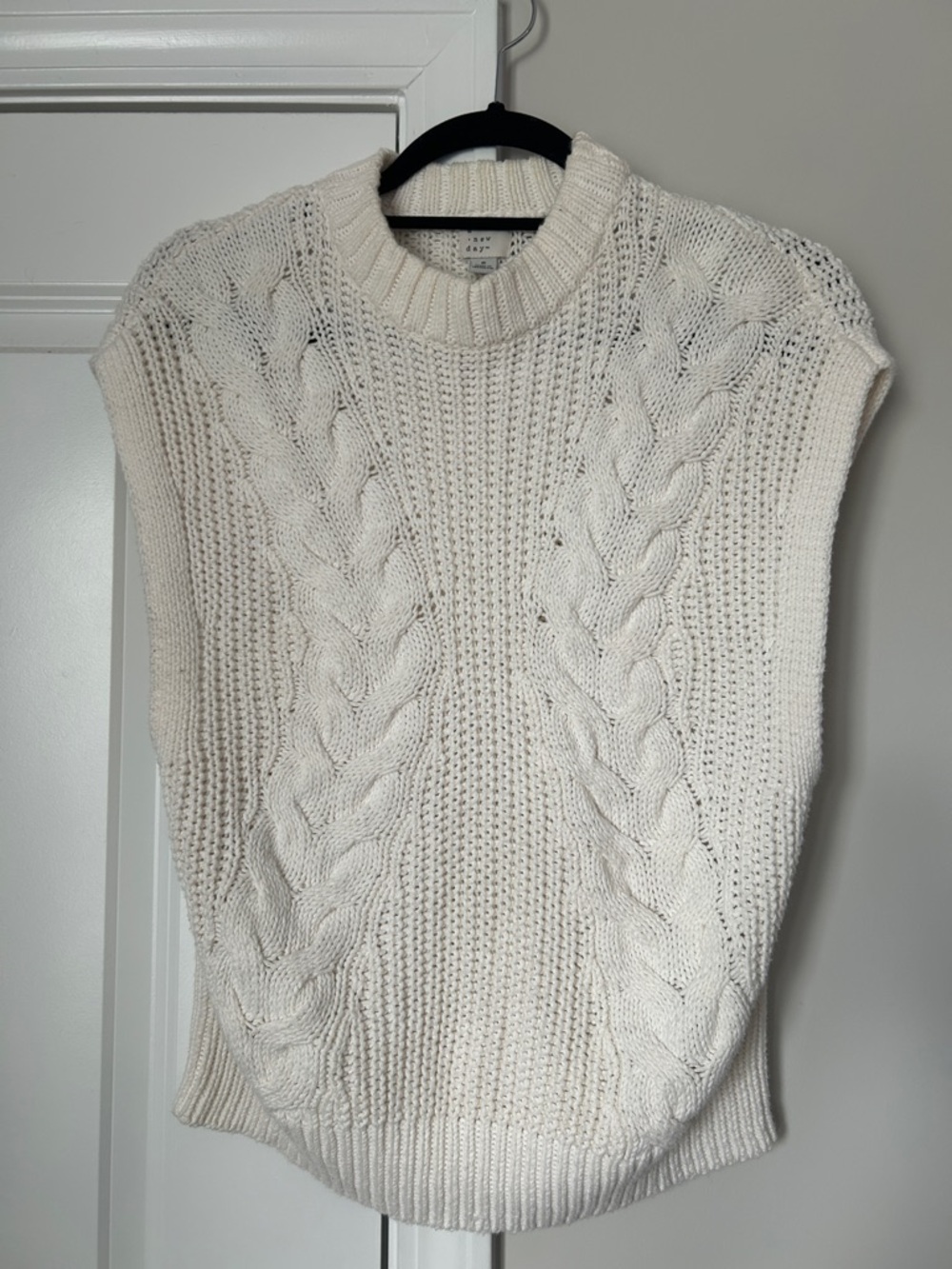 a new day Cream Cable Knit Sleeveless Crew Sweater Vest